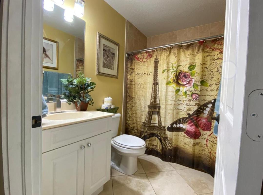 A Treasure Coast Gem- Private Entrance And Private Bathroom Port St. Lucie Экстерьер фото